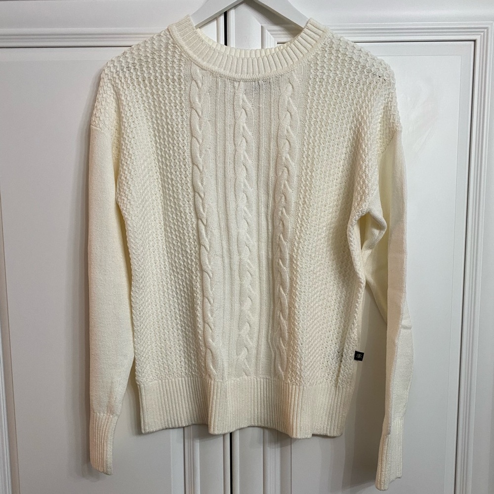 NEW Banana Republic Women’s Small Cream Crew Neck Cable Knit Long Sleeve Sweater